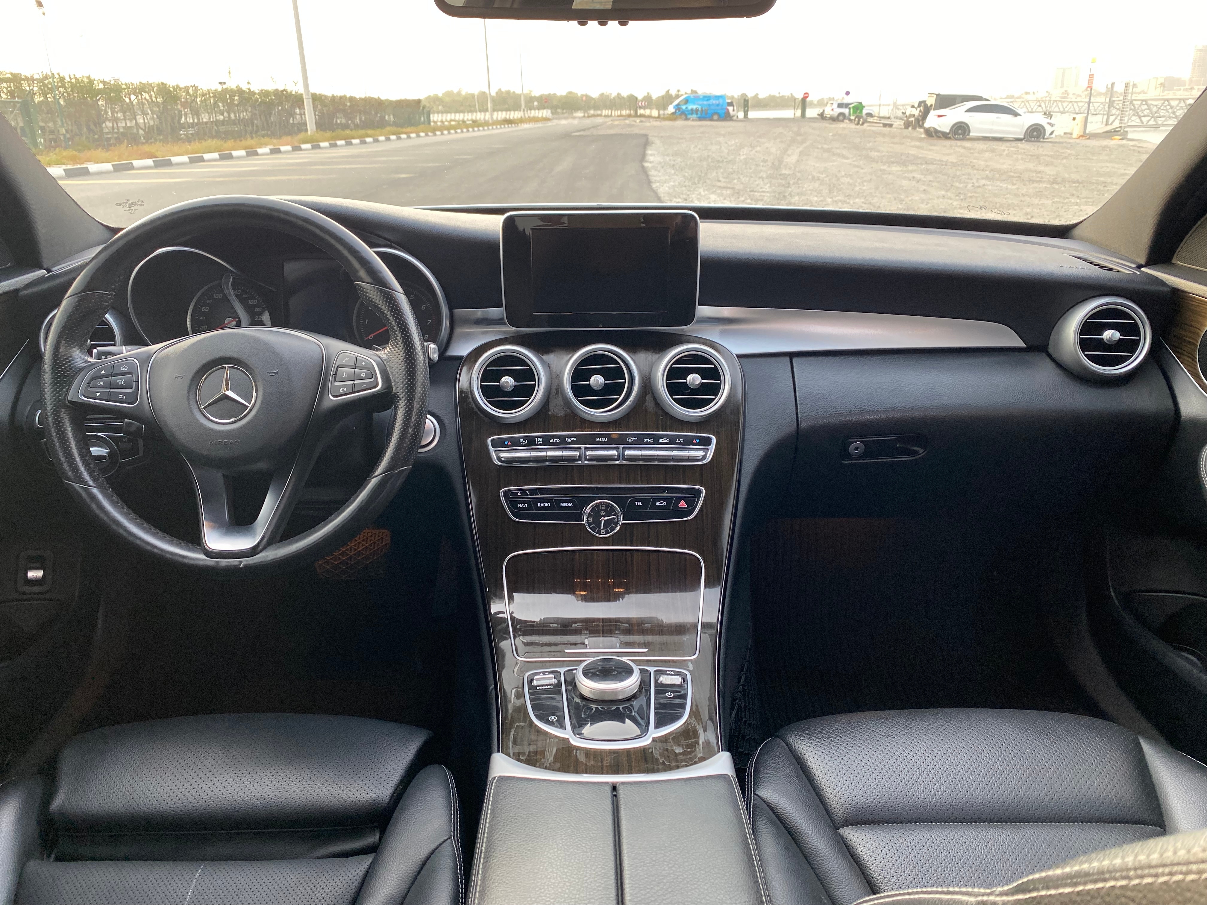 Silver Mercedes Benz C300 4Matic 2018